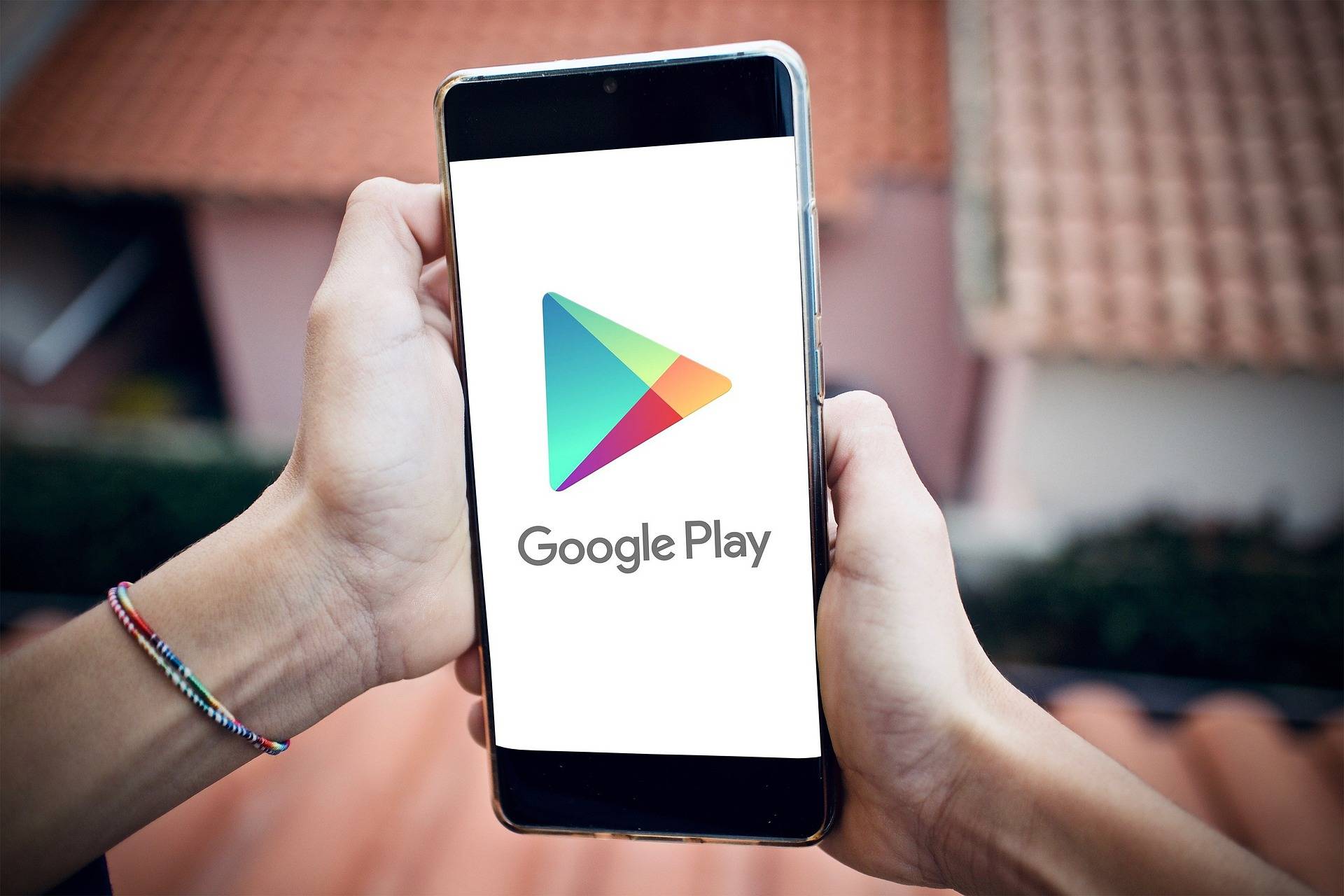 Google Play&#39;de Simgeleştirilmiş Uygulamalar ve Oyunlar!