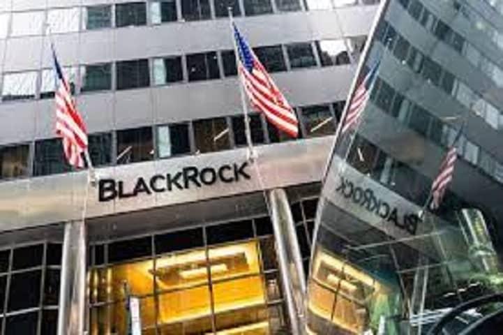 Shocking Allegations: BlackRock's Coinbase IOUs & Bitcoin Price Manipulation